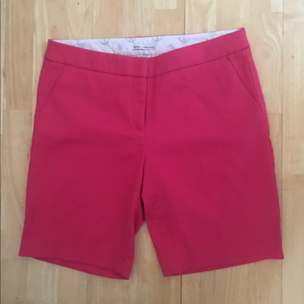 🌻 Pink detailed fabric dressy shorts.